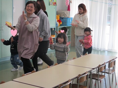 おへやをおさんぽ🎵